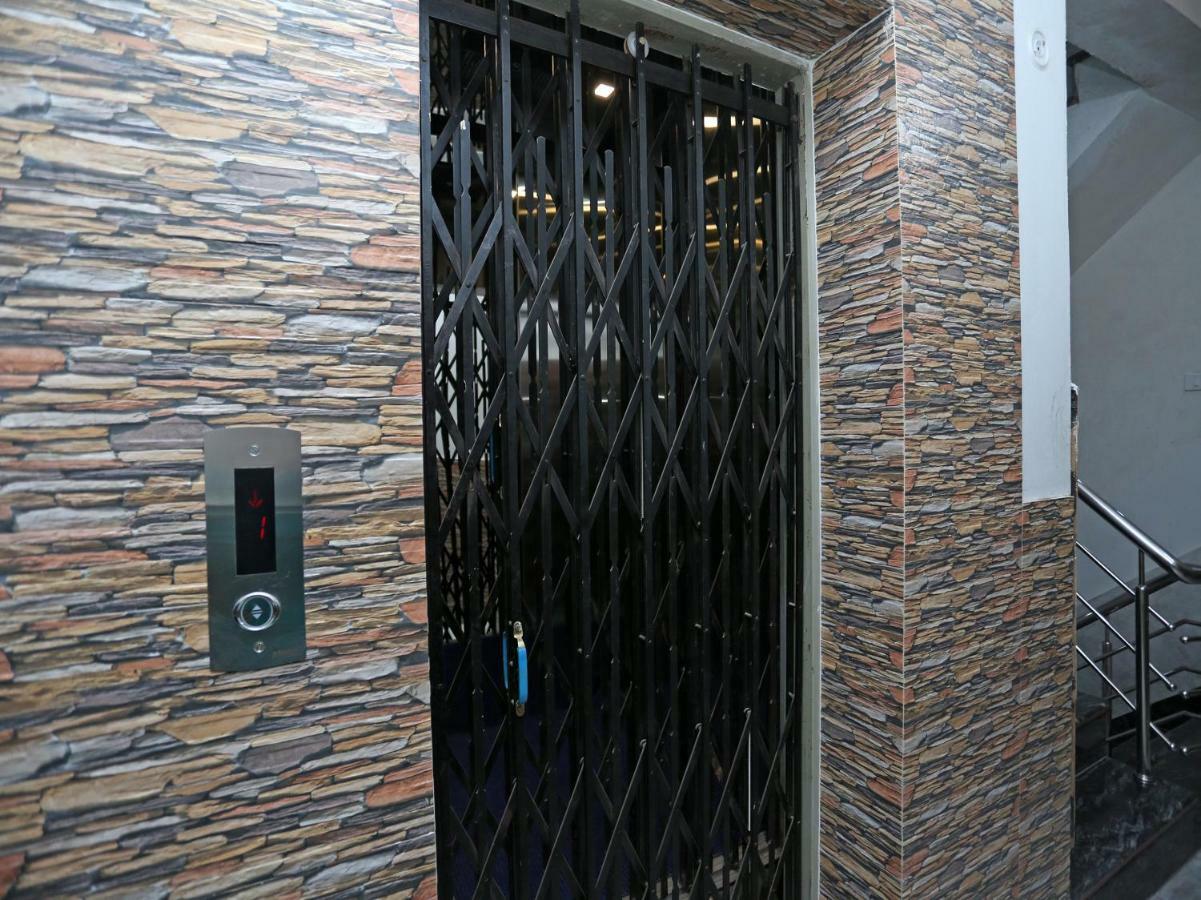 Hotel Bachchan Palace Váránaszi Kültér fotó