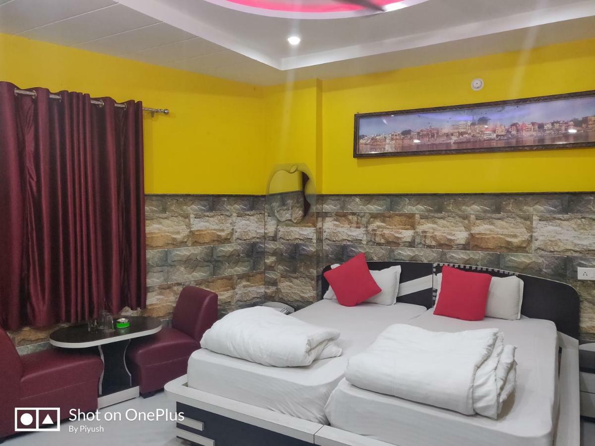 Hotel Bachchan Palace Váránaszi Kültér fotó