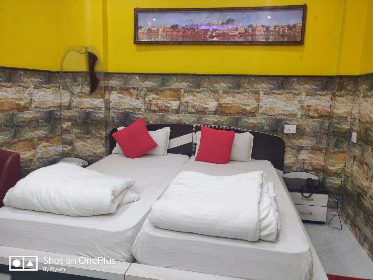 Hotel Bachchan Palace Váránaszi Kültér fotó